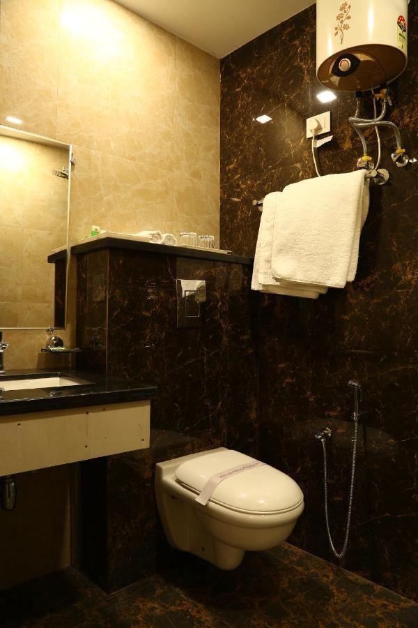 Hotel Kush Ganga - 50 Meter From Har Ki Pauri, Haridwār Eksteriør bilde